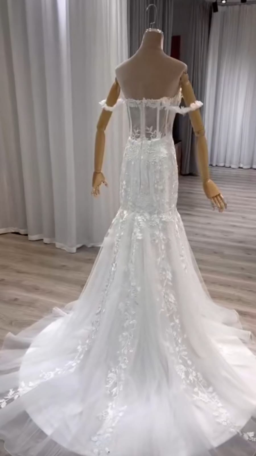 WhatsApp Image 2025-10-12 at 15.39.10-2