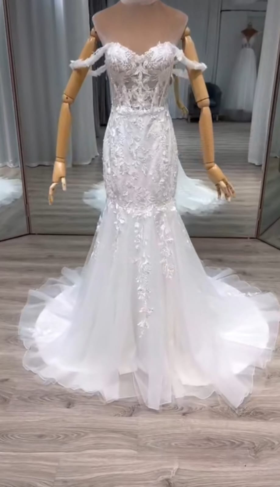 WhatsApp Image 2025-10-12 at 15.39.10